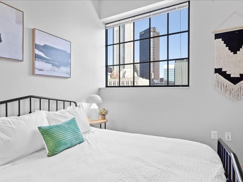 Cozysuites Modern 1Br, Downtown พิตต์สเบิร์ก ภายนอก รูปภาพ
